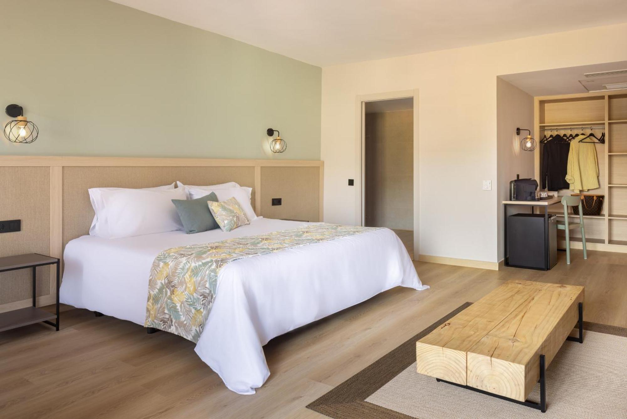 Junior Suite (2 Erwachsene + 1 Kind)
