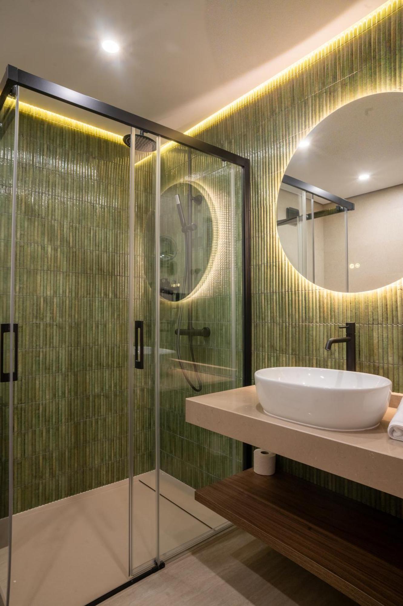 Double or Twin Room Partial Sea View