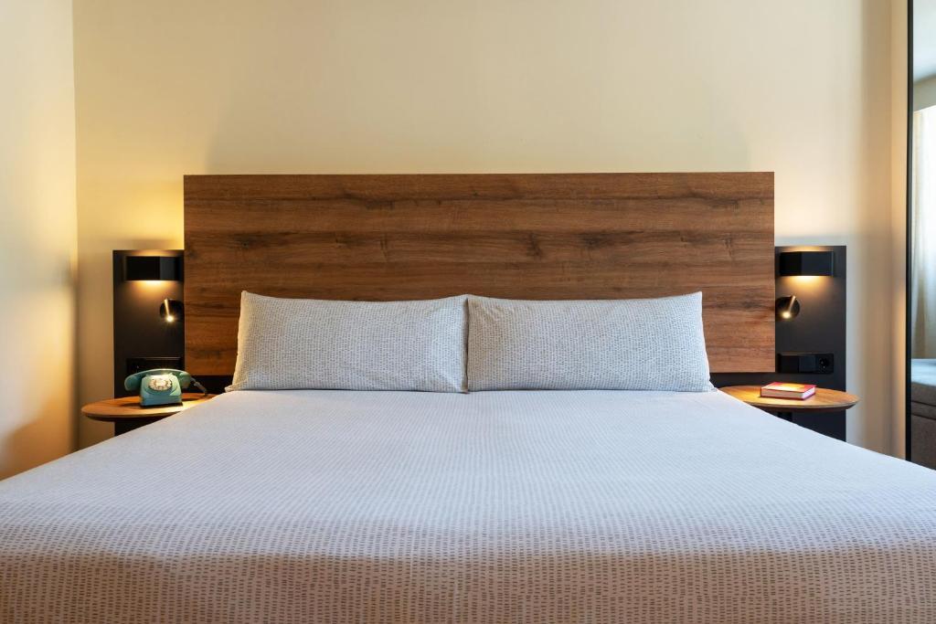 Zimmer Innside mit Verbindungstür