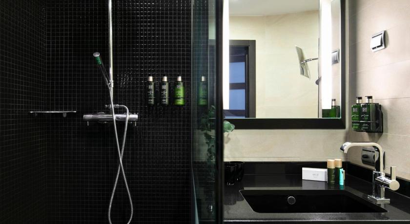 Suite The Level mit Terrasse