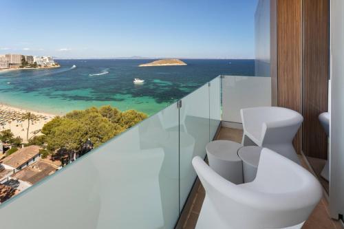 The Level Premium Room Front Sea View