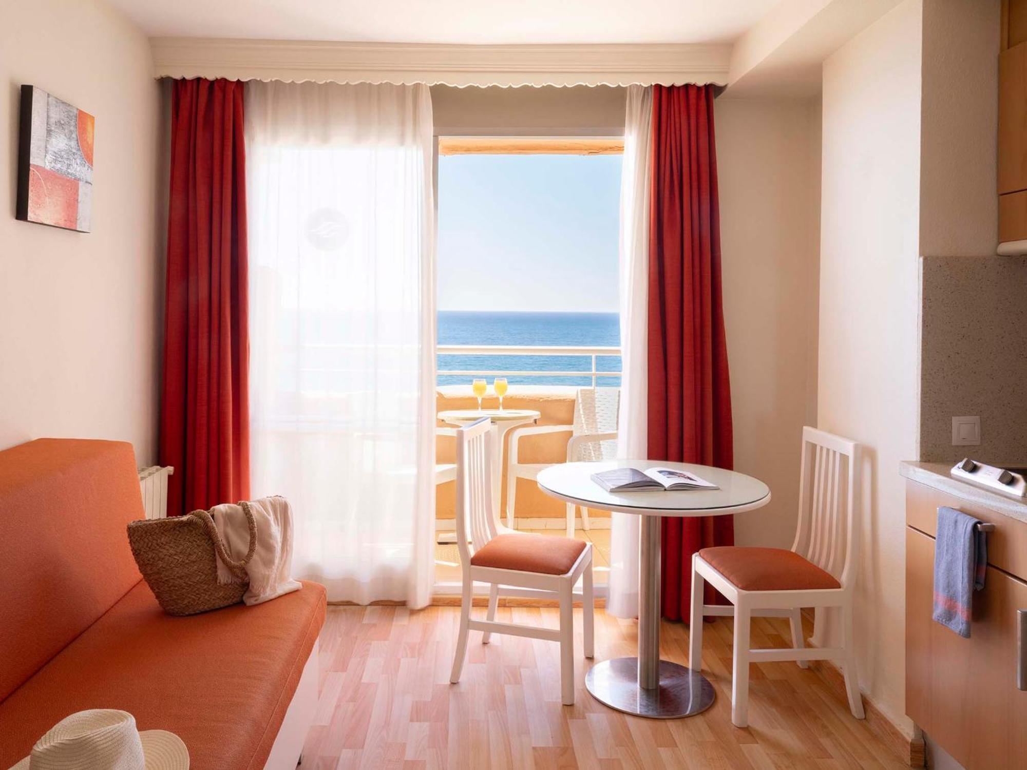 Studio Sea View