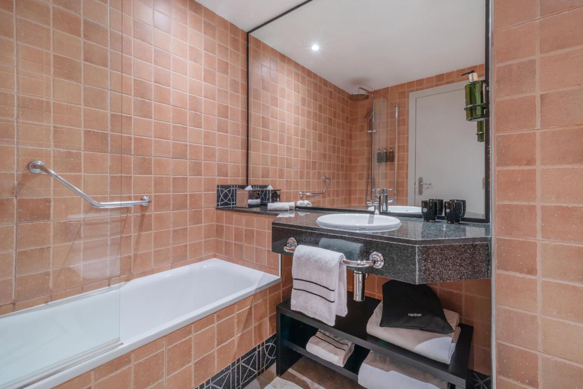 Meliá Guestroom