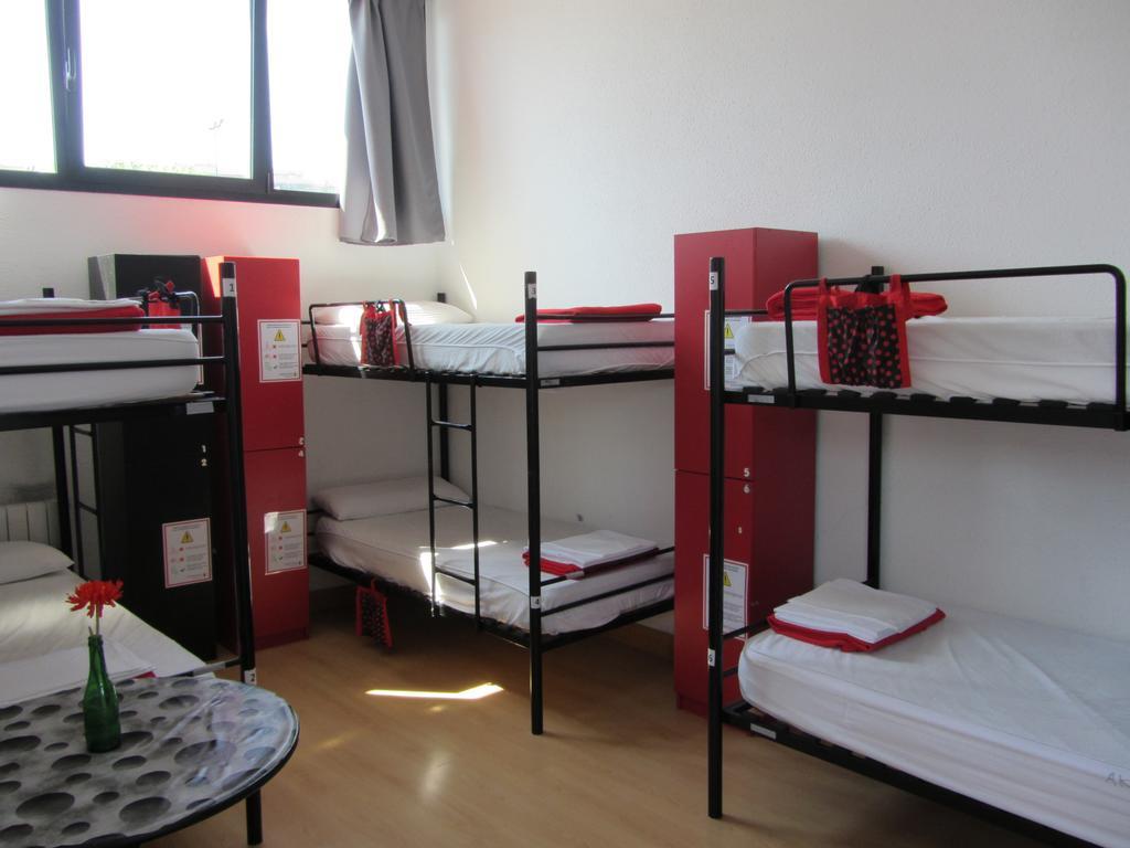 Cama en habitación compartida mixta de 6 camas