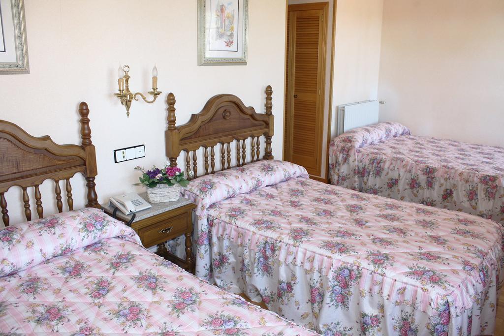 Habitación Cuádruple con baño privado