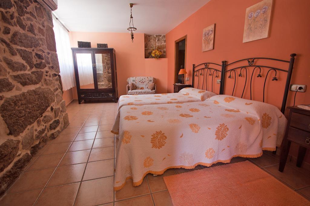 Habitación Doble (posibilidad de añadir 1 cama supletoria de pago) - 1 o 2 camas