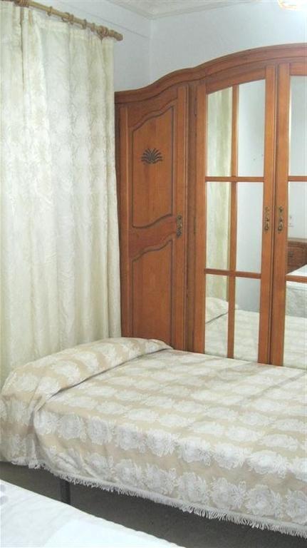 Habitación Doble con baño compartido