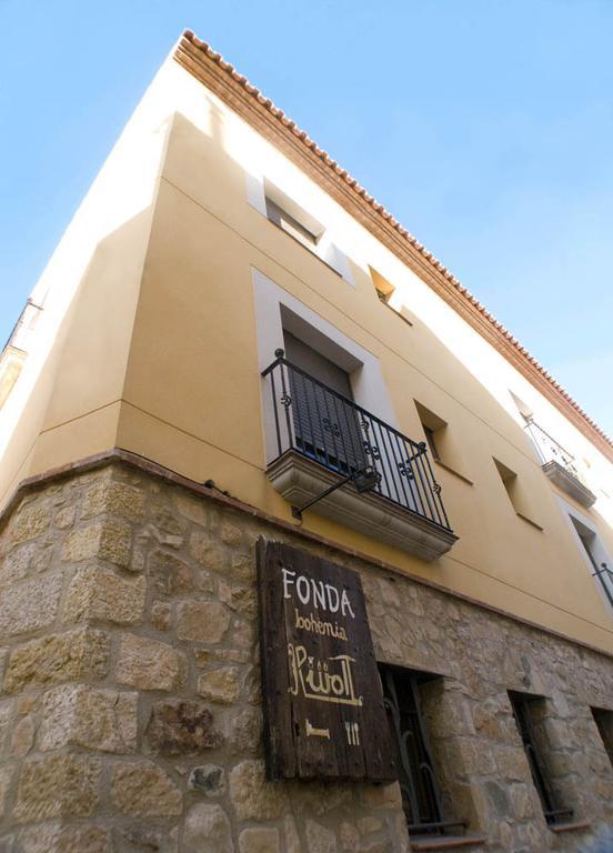 Estudio con balcón