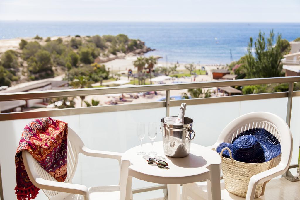 Habitación Doble Superior con vistas al mar (1 adulto + 1 niño)