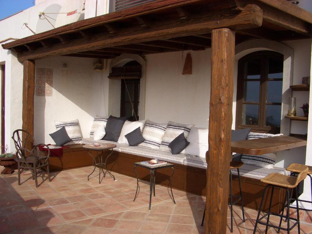 One-Bedroom Apartment (1 - 2 Adults)