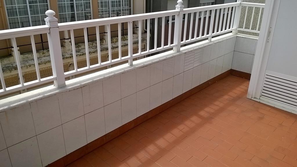 Single Room with Private Bathroom
