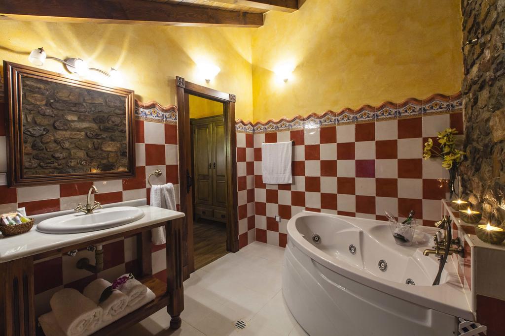 Junior Suite with hydromassage bath
