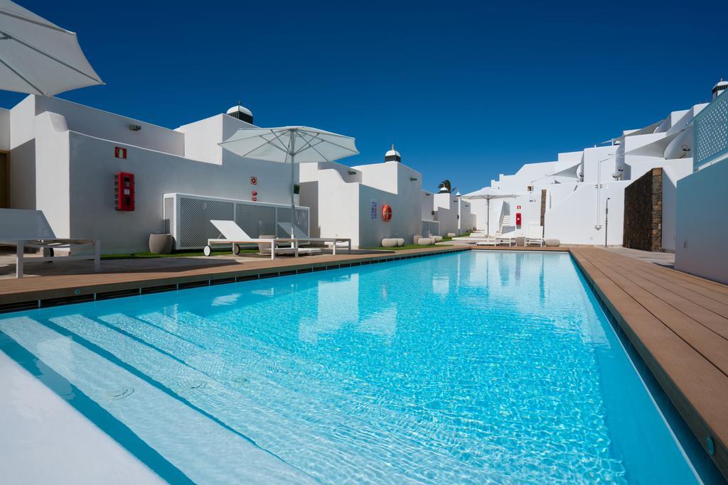 Apartamento con vistas a la piscina
