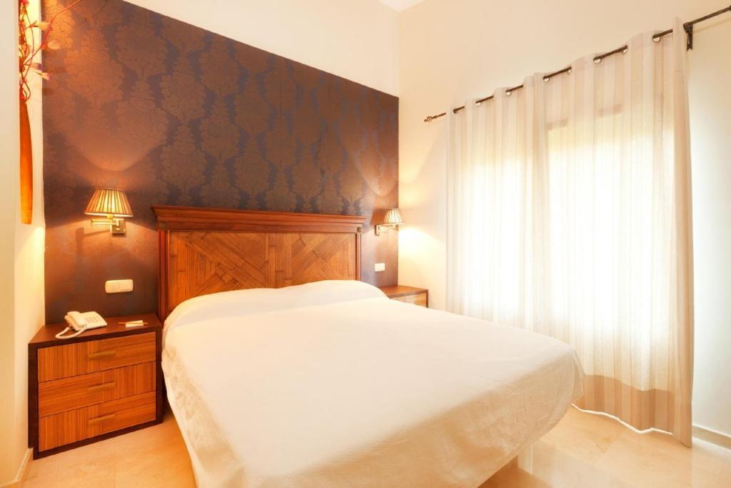 One-Bedroom Apartment (2 - 4 Adults)