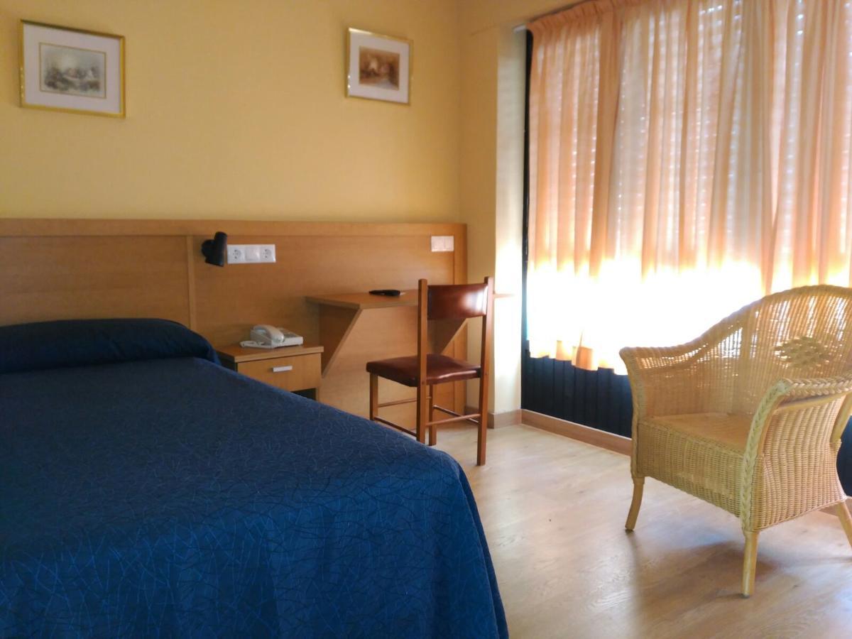 Habitación Individual con aparcamiento