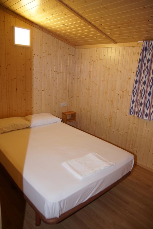 One-Bedroom Bungalow (2 Adults)