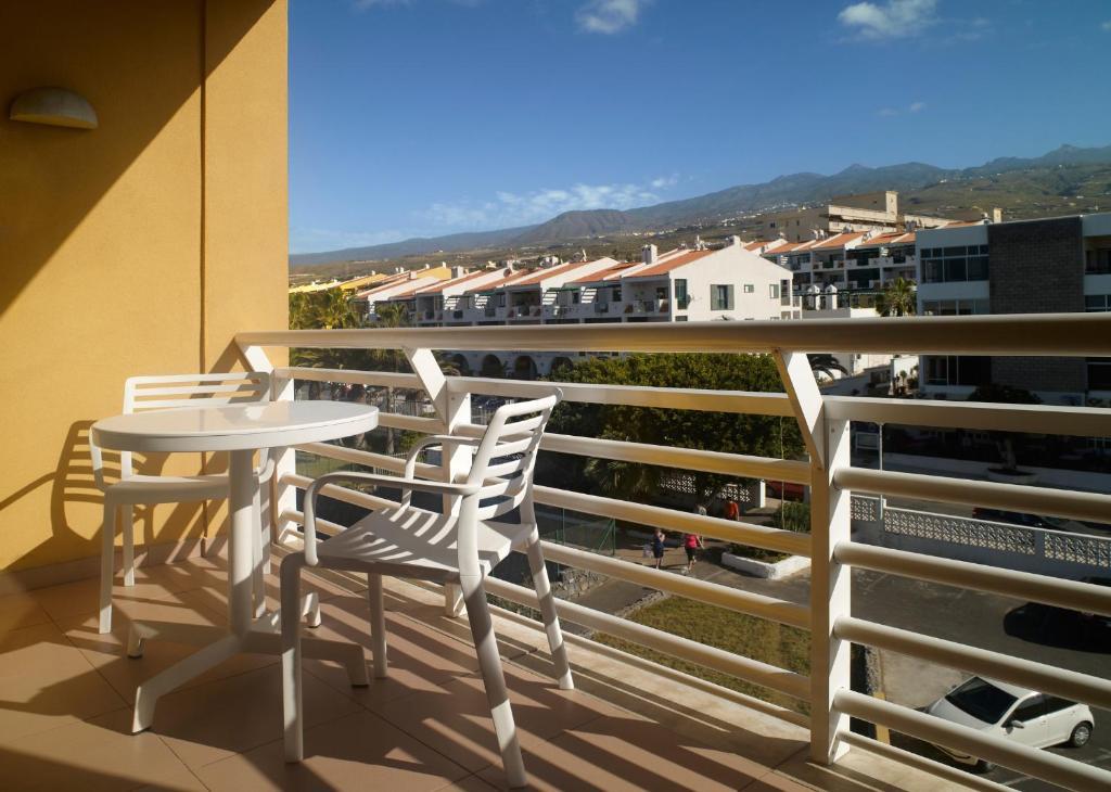 Appartamento con Vista Montagna (1 Adulto + 2 Bambini)
