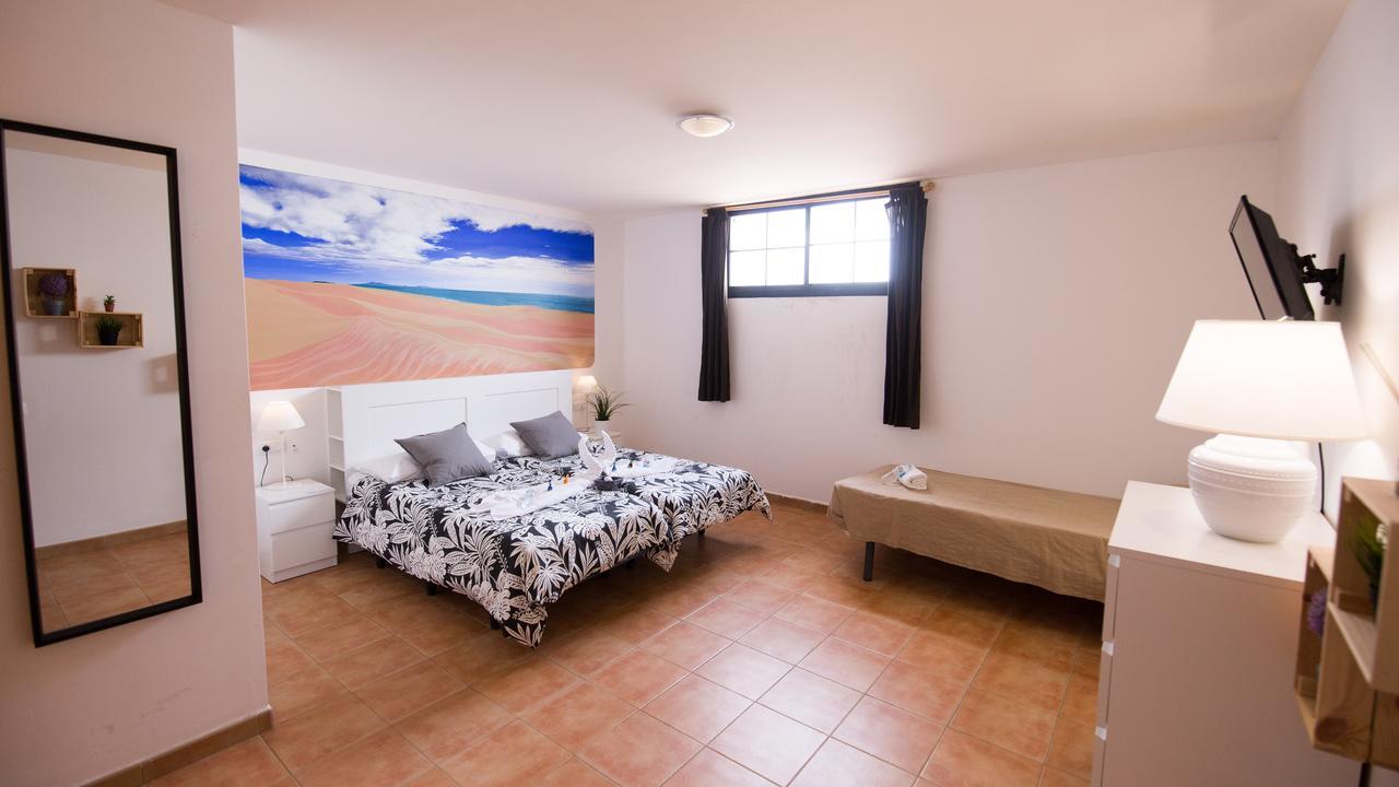 Extra großes Zimmer mit Gemeinschaftsbad