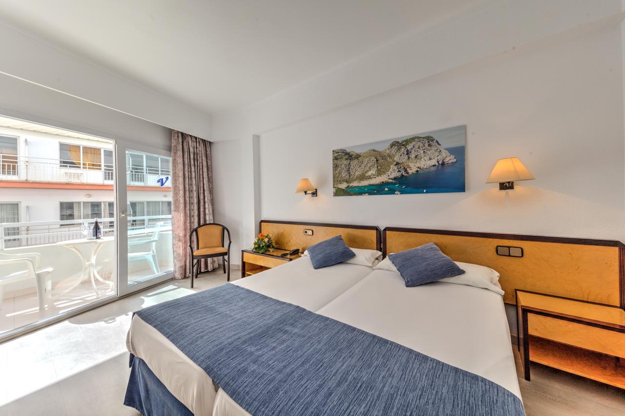 Doppelzimmer mit seitlichem Meerblick