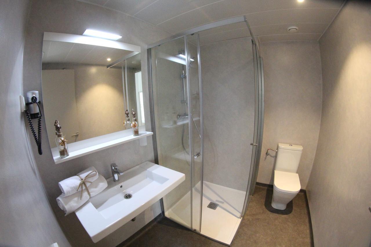 Double or Twin Room with Terrace