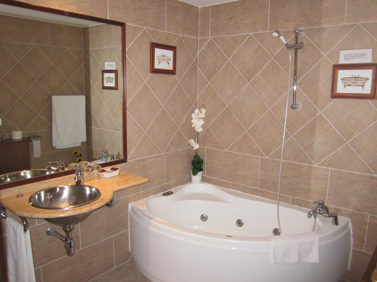 Suite Deluxe con bañera de hidromasaje
