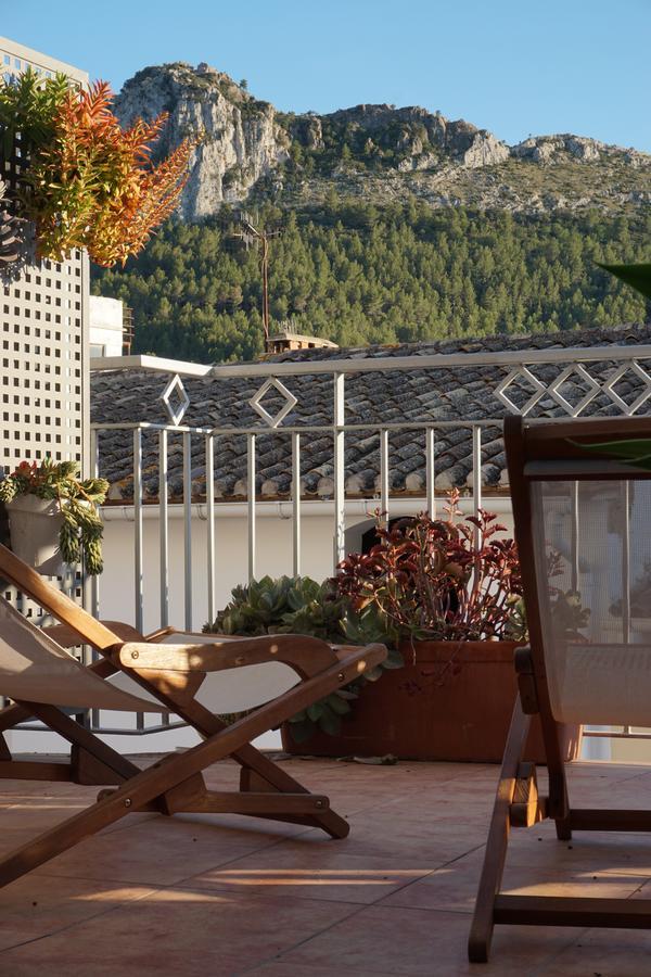 Double Room with Mountain View