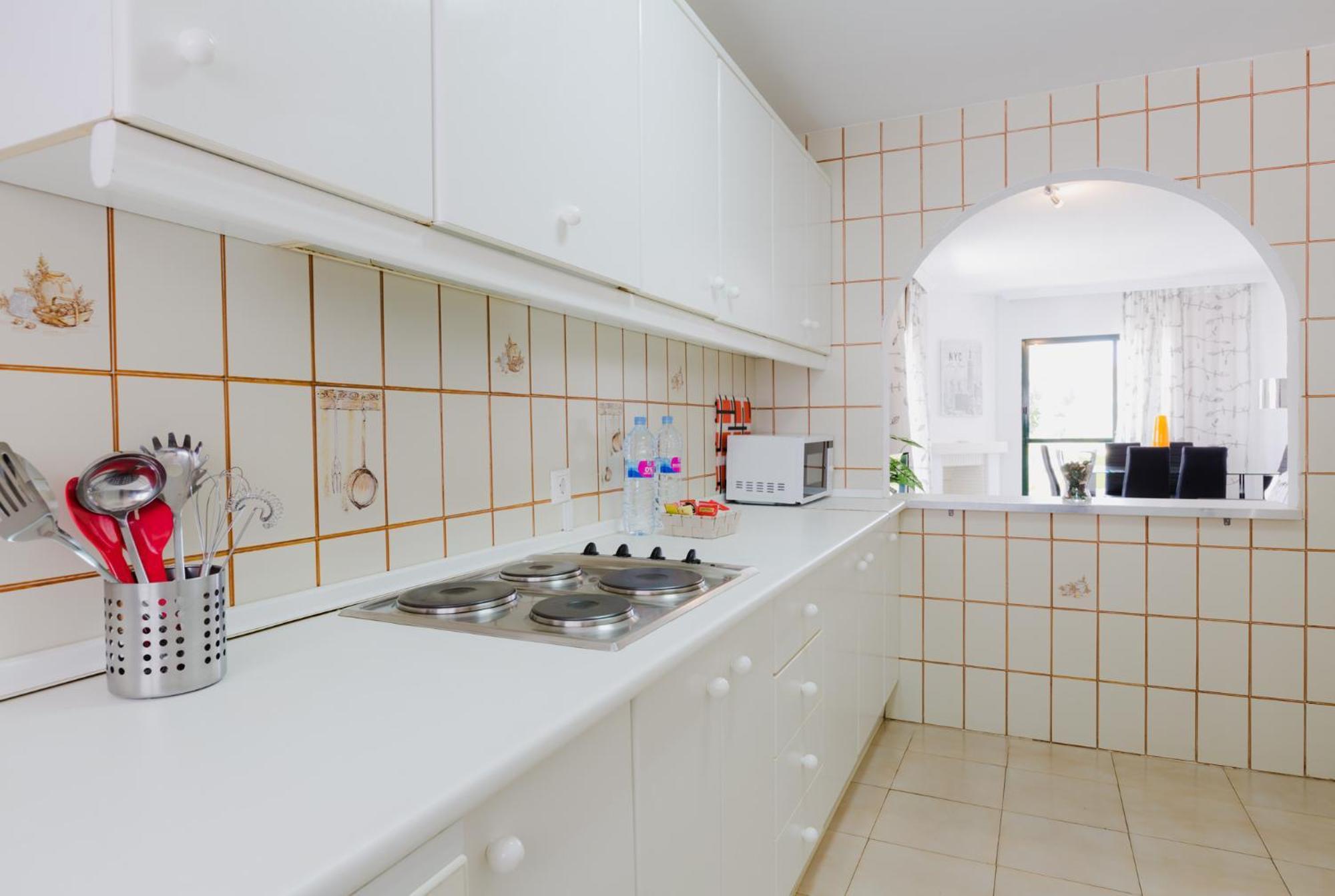 Apartamento de 2 dormitorios con terraza y jardín privado