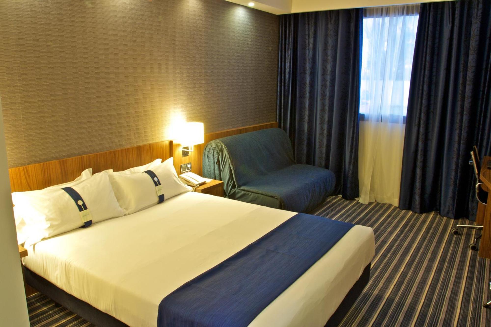 Standard Double Room - Disability Access