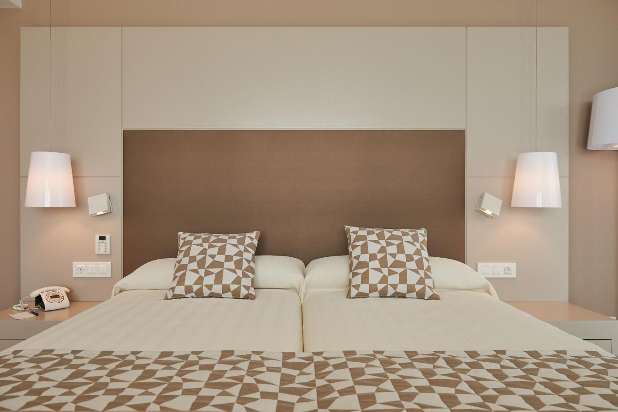 Junior Suite,1227257600:JPEG