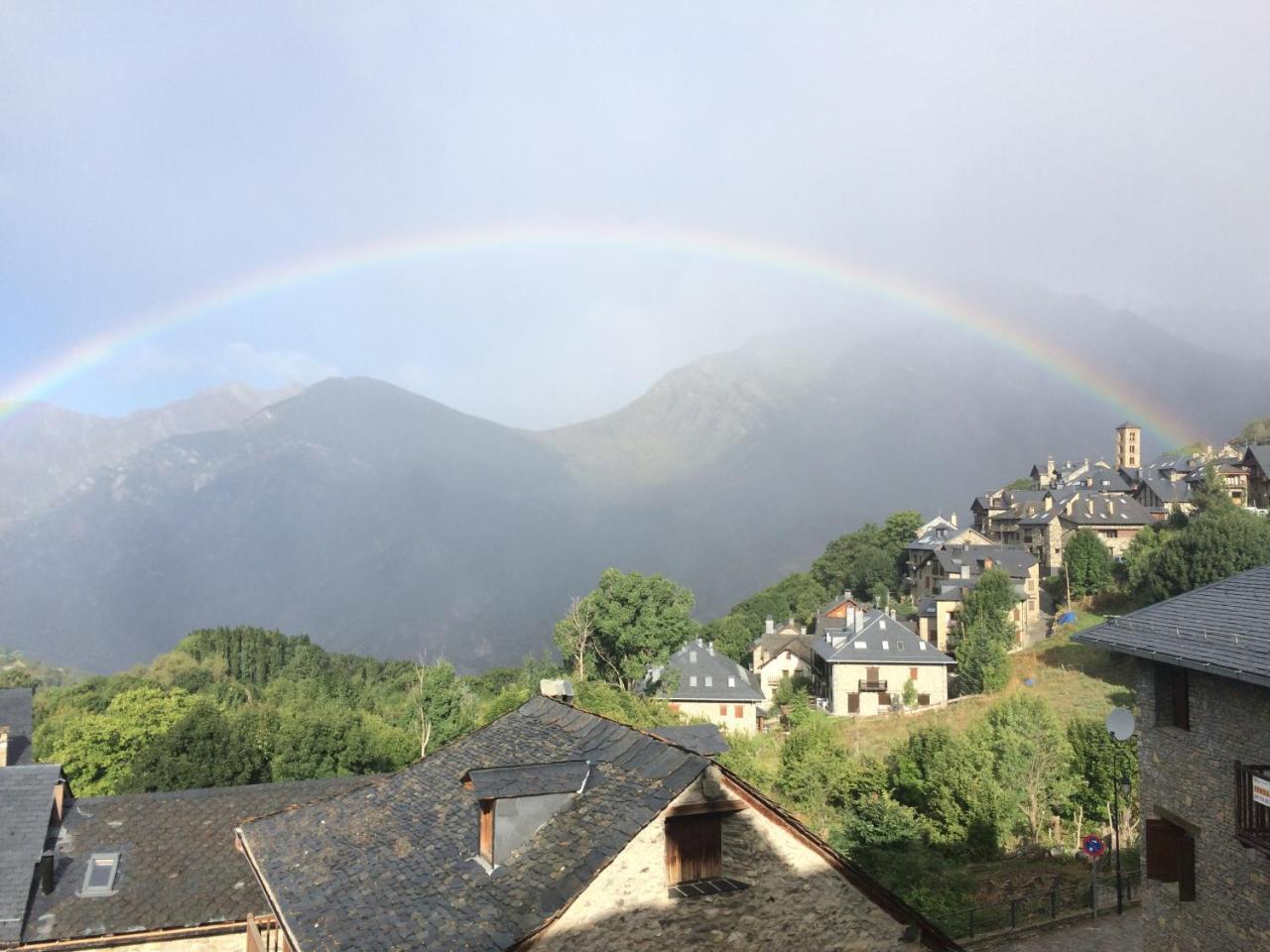 Apartamento de 2 dormitorios con vistas a la montaña