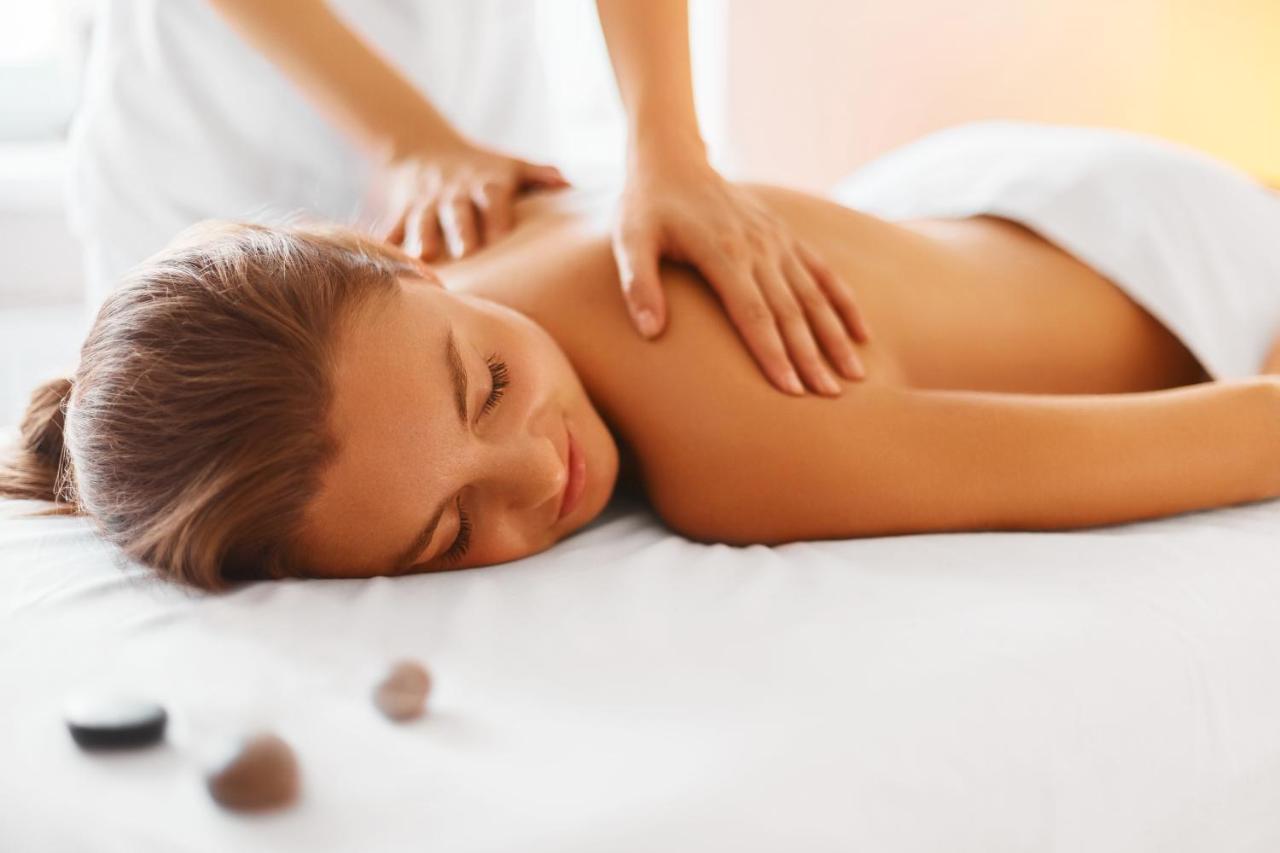 Deluxe Zimmer mit Massagesitzung und Zugang zum Spa