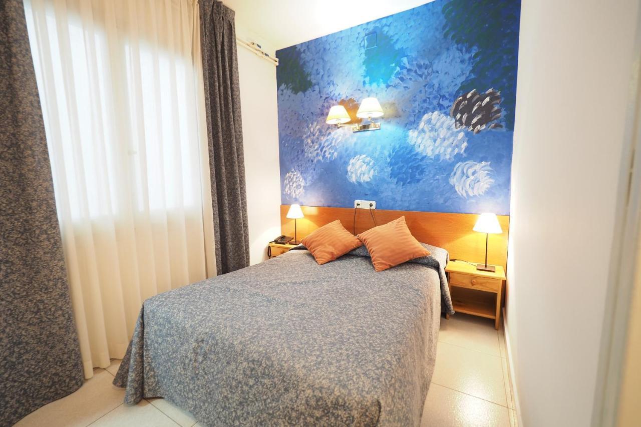 Budget Single Room
