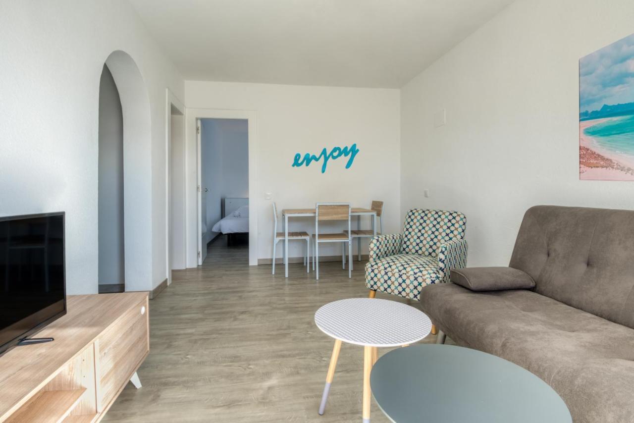 Apartamento con vistas a la piscina