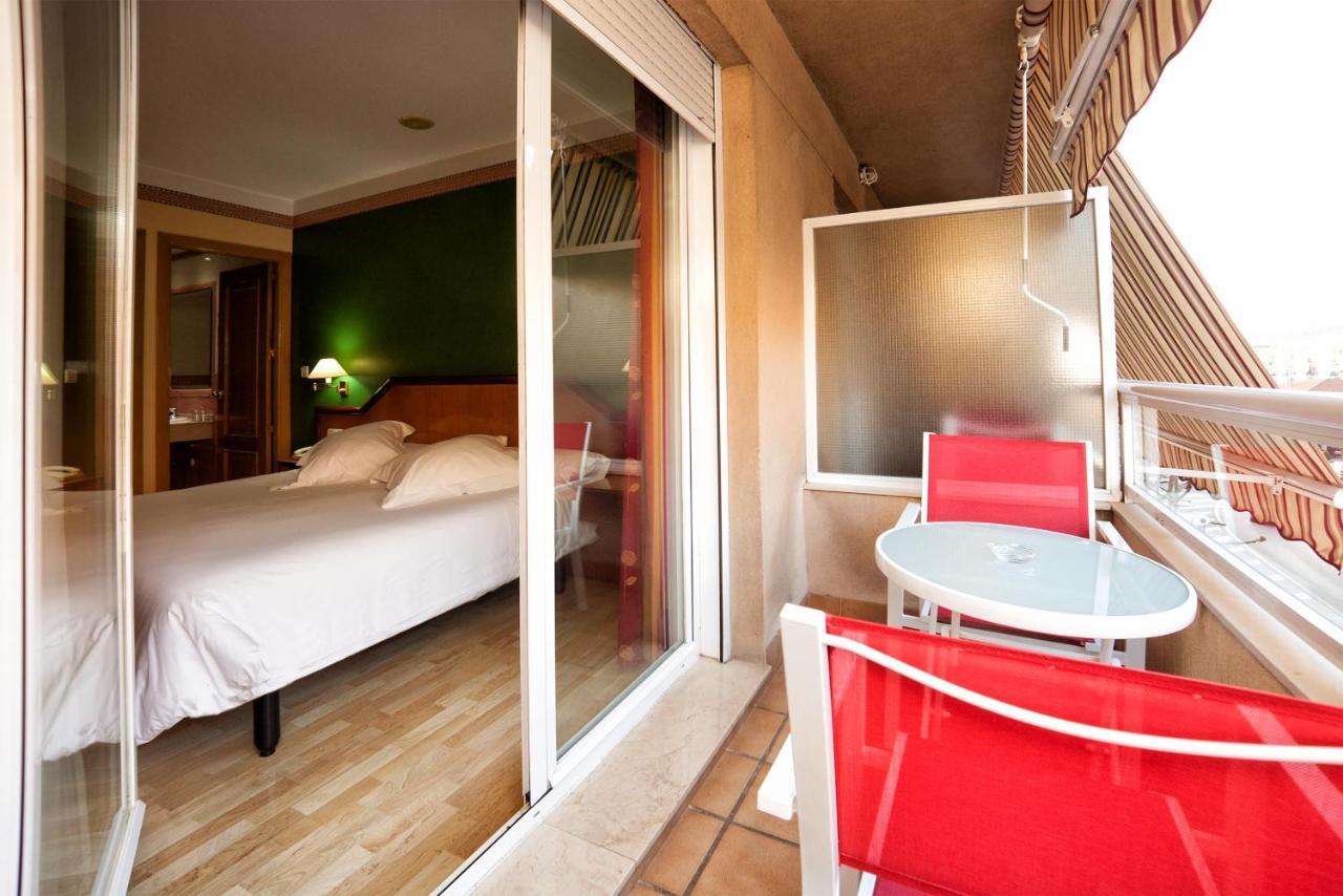 Double Room with Terrace