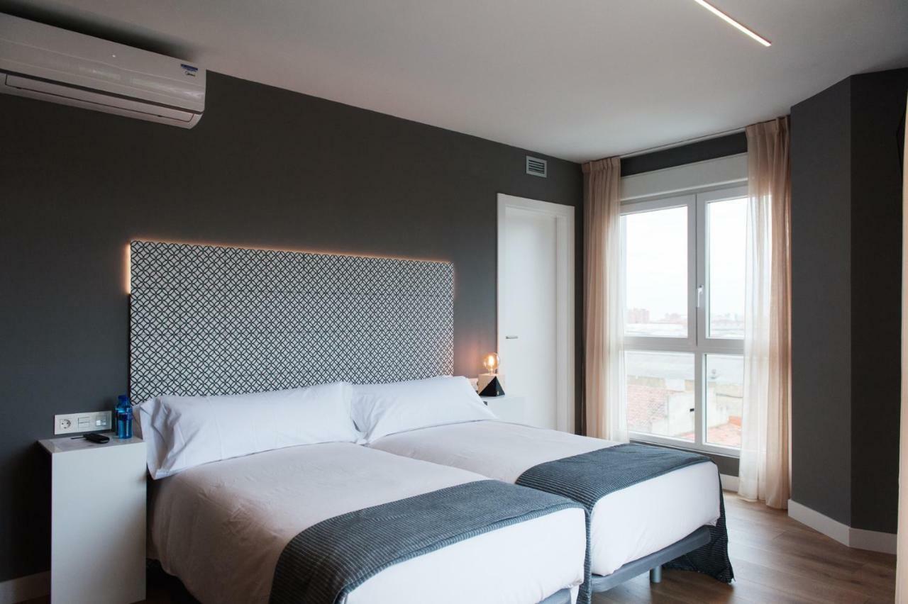 Double or Twin Room,782715243:JPEG