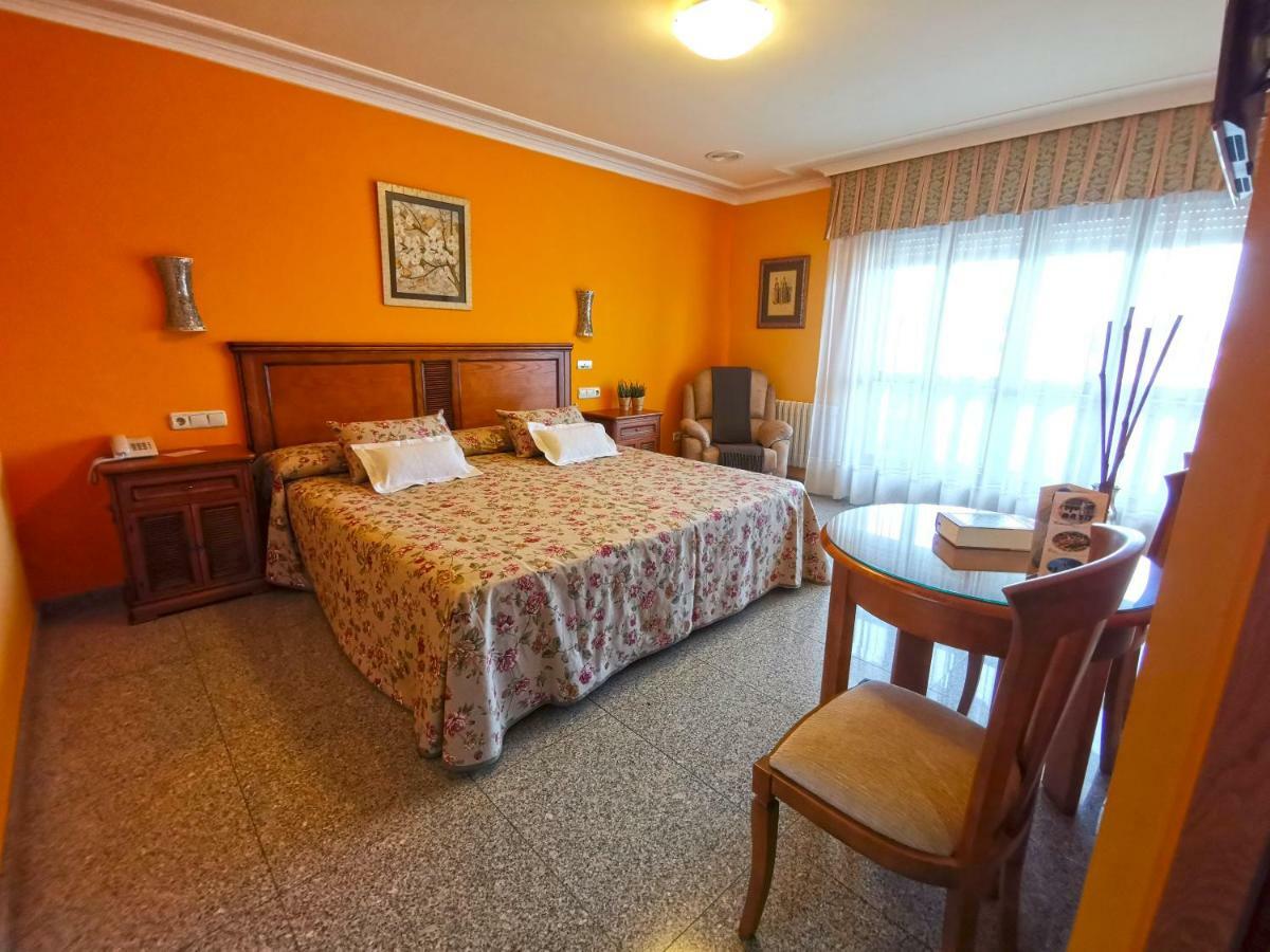 Habitación Doble Superior con balcón y vistas