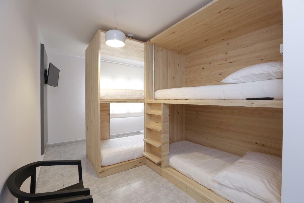 Habitación Cuádruple con baño privado