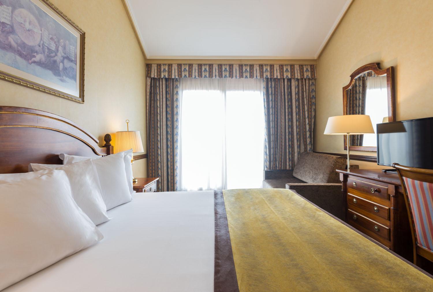 Doble room with extra bed