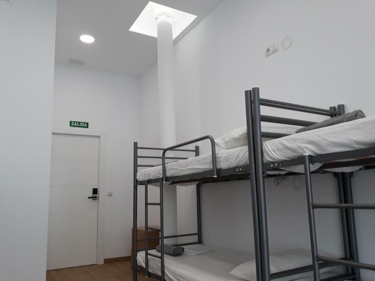 Bed in 8-Bed Mixed Dormitory Room