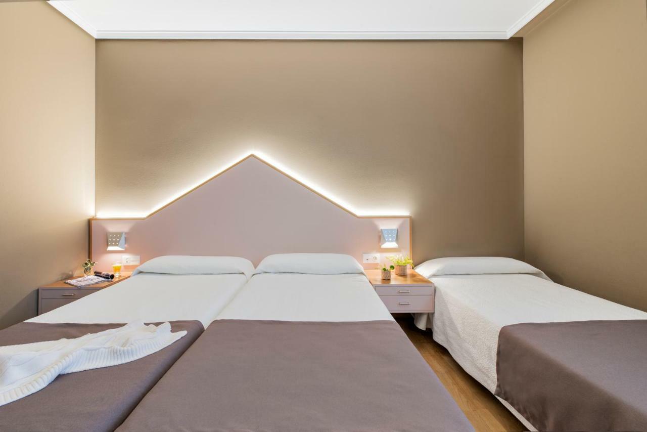 Basic Triple Room