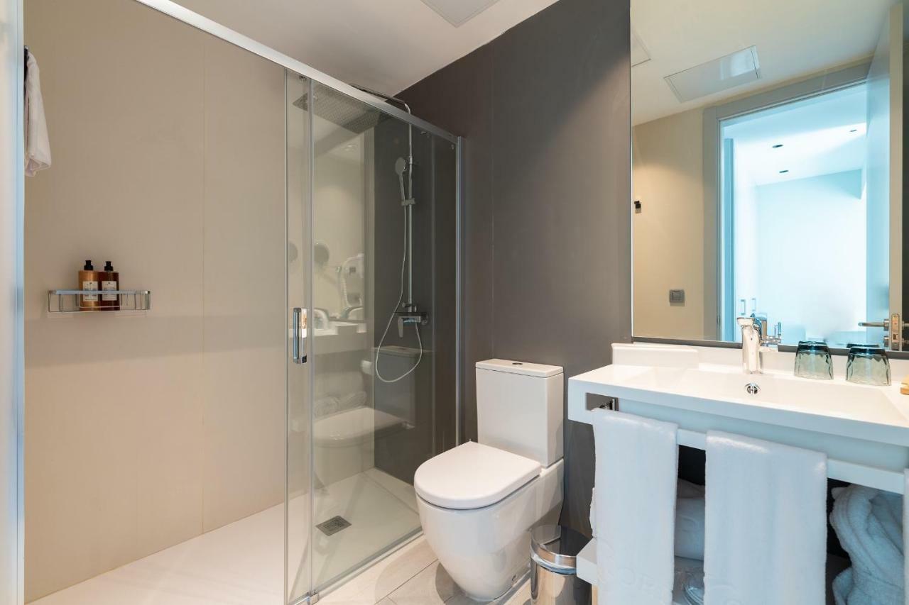Two Bedroom Duplex with private jacuzzi