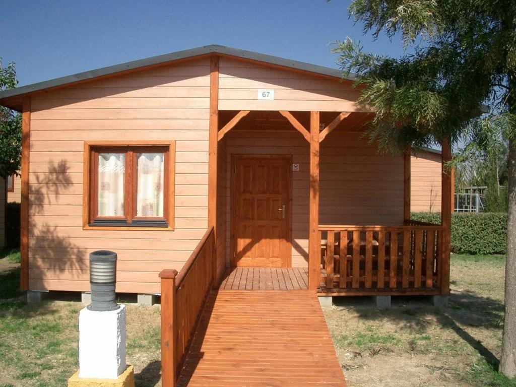 Superior Bungalow,1104839601:JPEG