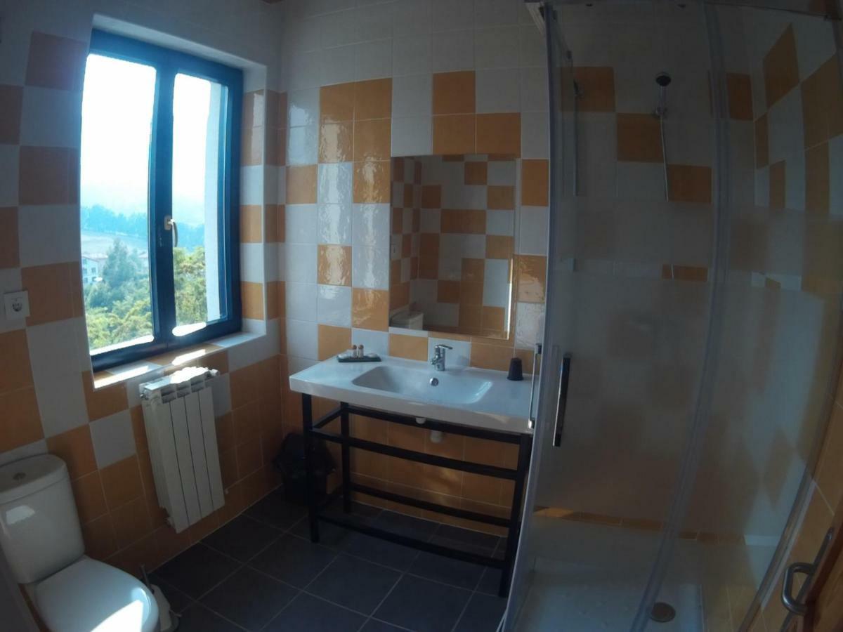 Habitación Familiar con vistas al jardín