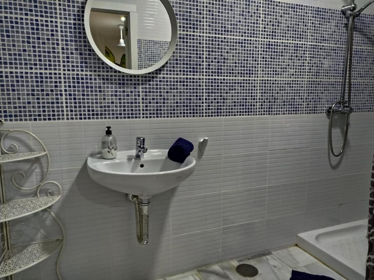 Twin Room with Private Bathroom