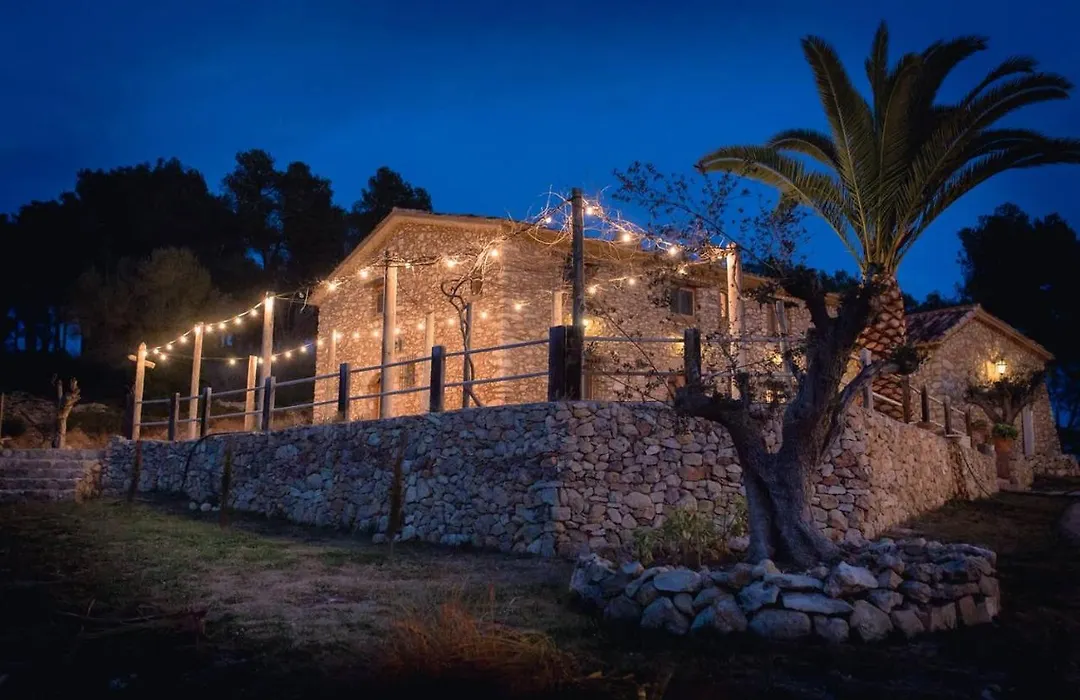 Masia Pou De La Vinya-1