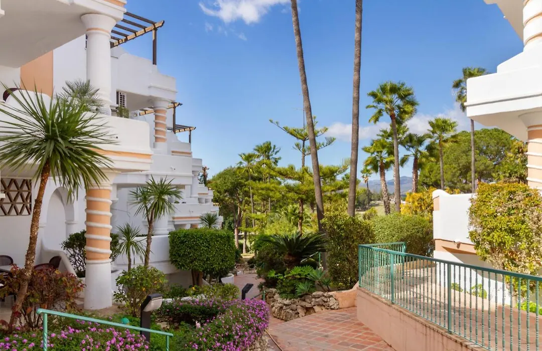 Matchroom Country Club Resort-1