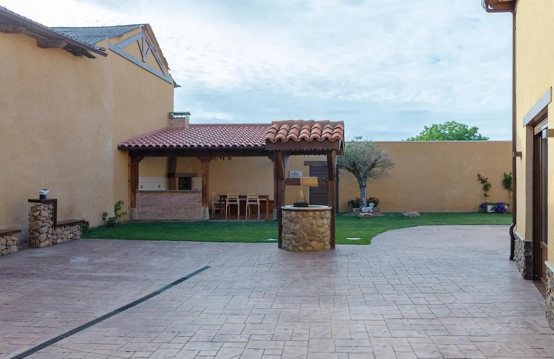 La Rosaleda León - Casa Rural --1