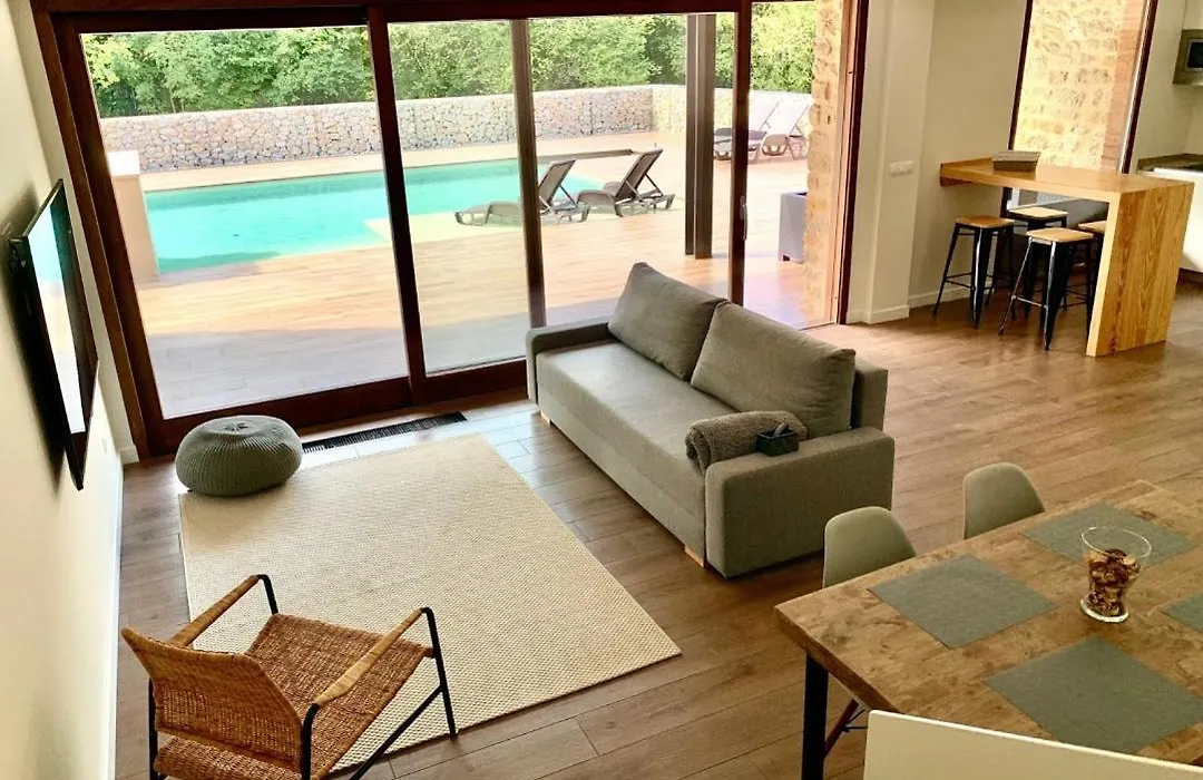 2 Apartamentos en villa con piscina privada en Asturias El Marquesau-1