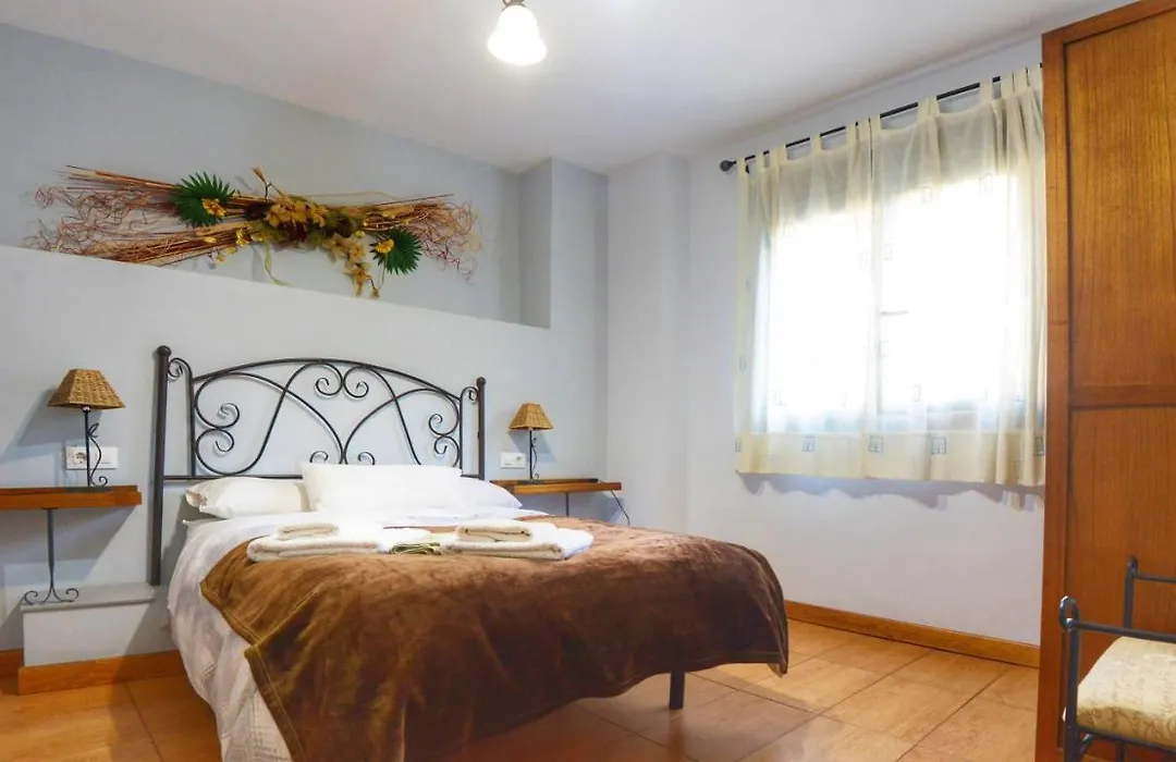 Apartamentos Rurales La Vera-1