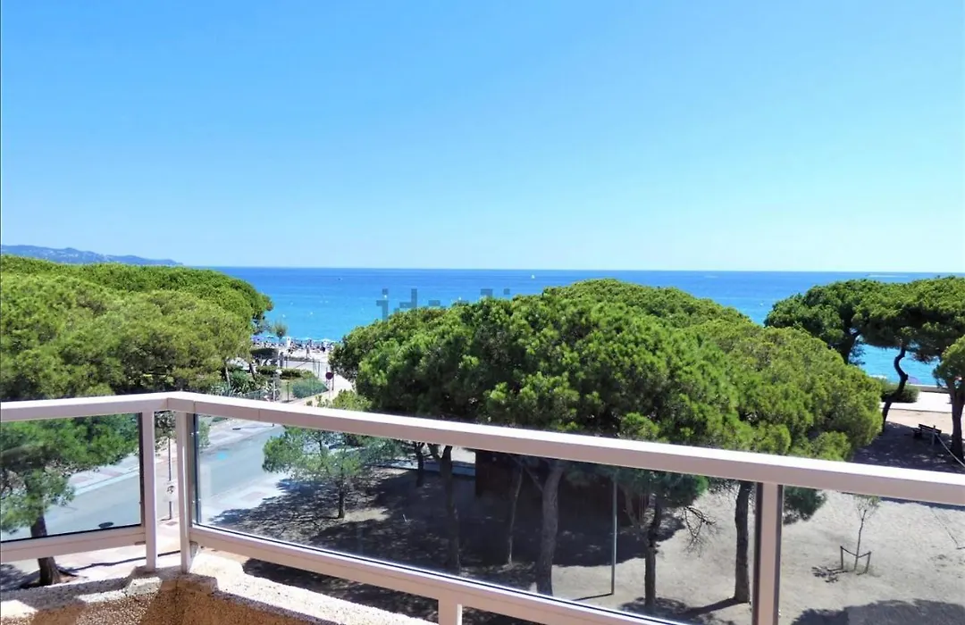 Apartment Direkt Am Strand-1